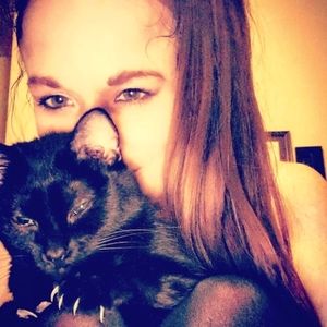 Meet Your Posher: 🐝Meli Leigh🐝